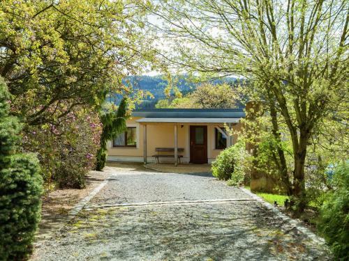 Chic Vacation Home Near Forest In Sebnitz Germany