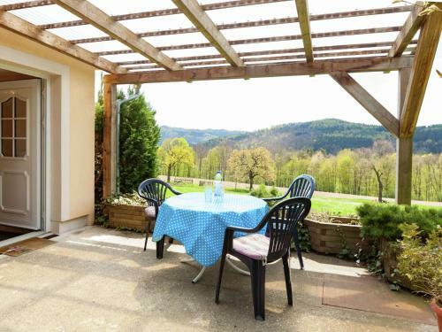 Chic Vacation Home Near Forest In Sebnitz Germany