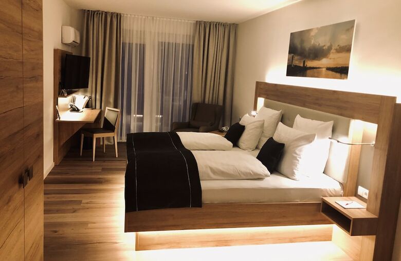 Four Stars By City Hotel