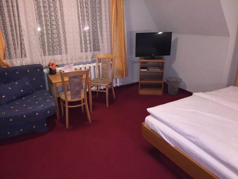 Landhotel "wettin"