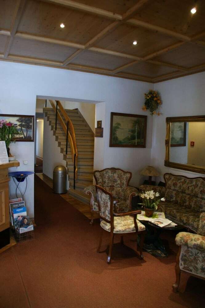 Landhotel "wettin"