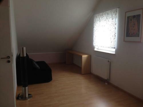 S_hisli Ferienhaus Neuenburg _ Per