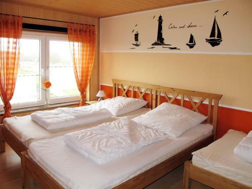 Holiday Home Landhaus K�stenwind (Bhv300)