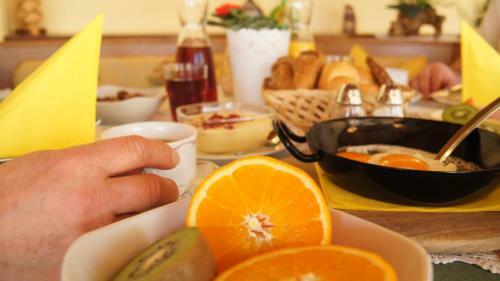 Hostal Panorama Pension S�dhang