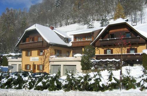 Hostal Pension Br�uhaus