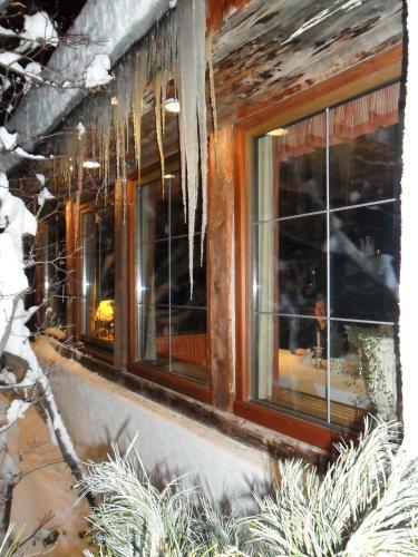 Hostal Gasthof-appartements Sportalm