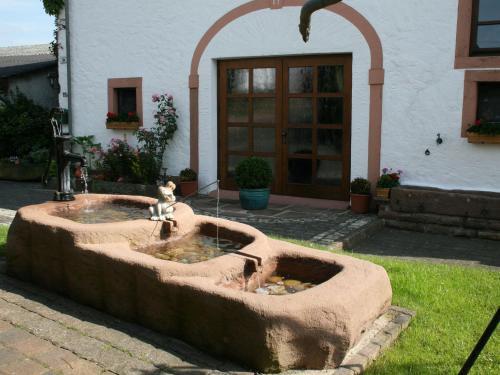 Quaint Holiday Home In Ittel Eifel With A Balcony