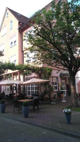 Hotel L�wensteiner Hof Haus Am Neuplatz