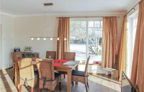 Two-bedroom Holiday Home In Settin