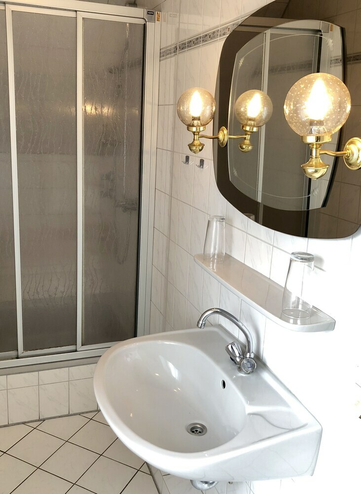 Hostal Pension Ottenheide