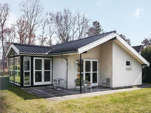 Three-bedroom Holiday Home In Ega