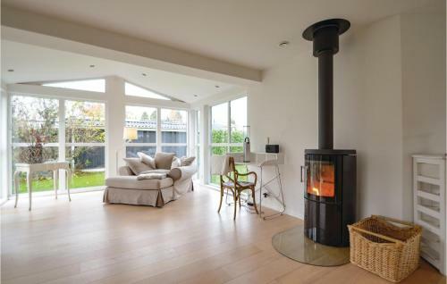 Three-bedroom Holiday Home In Ega