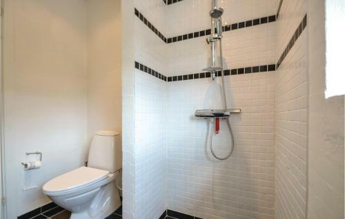 Three-bedroom Holiday Home In Ega