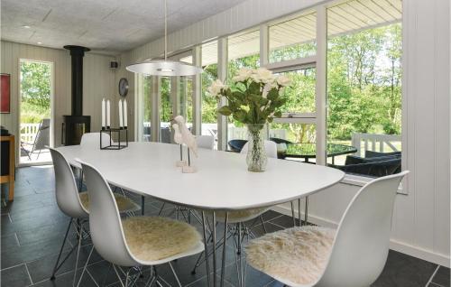 Holiday Home Fan� 59
