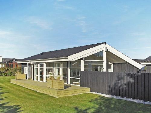 Holiday Home �rnevej II