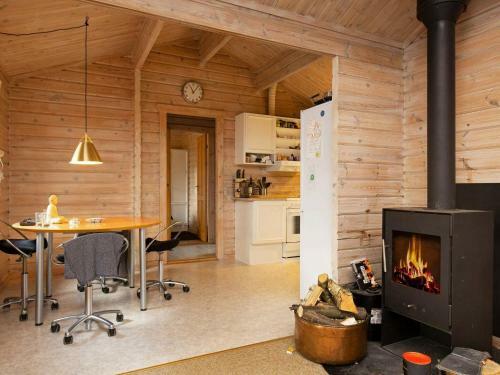 Three-bedroom Holiday Home In Grevinge 1