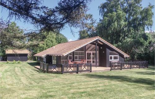 Three-bedroom Holiday Home In Grasted