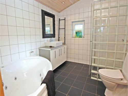 Holiday Home Hejls 18