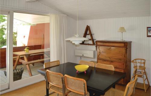 Three-bedroom Holiday Home In Hadsund