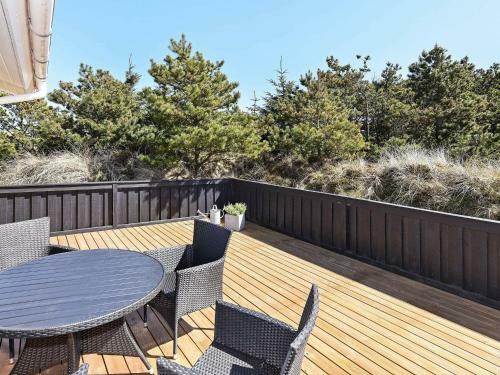 Holiday Home Henne VII