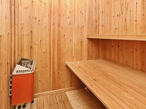 Holiday Home Henne VII