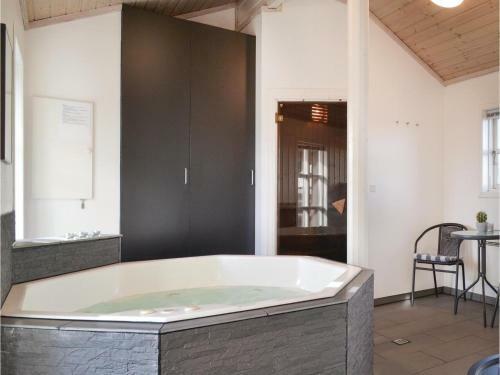 Holiday Home Hvide Sande 12 With Hot Tub
