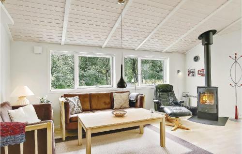 Holiday Home Give 37