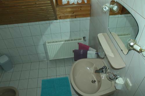 Hostal Appartement Pension Grasser