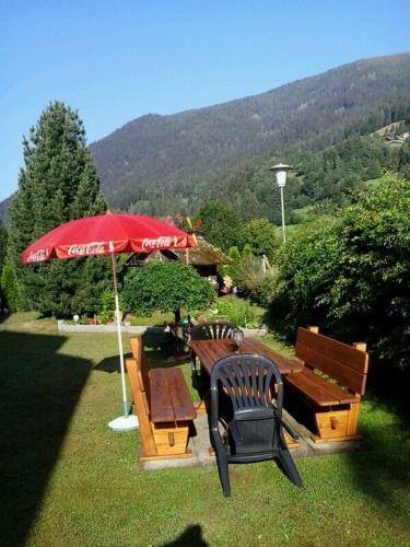 Hostal Appartement Pension Grasser