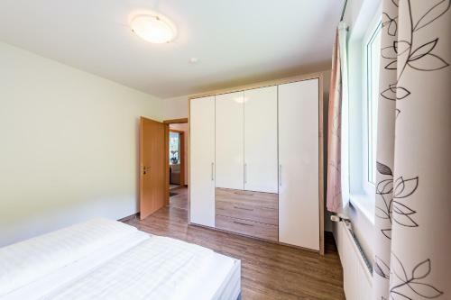 Apartamento Ferienh�user Tr�ster