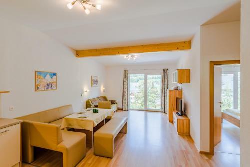 Apartamento Ferienh�user Tr�ster