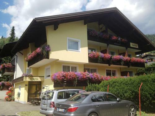 Hostal Pension Appartement Fortin
