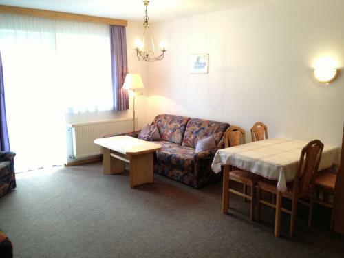 Hostal Pension Appartement Fortin