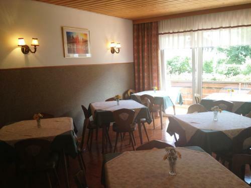 Hostal Pension Appartement Fortin