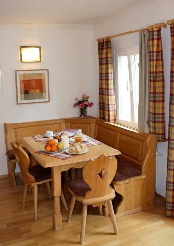 Hostal Appartments Ciketto