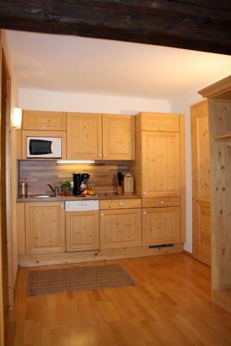 Hostal Appartments Ciketto