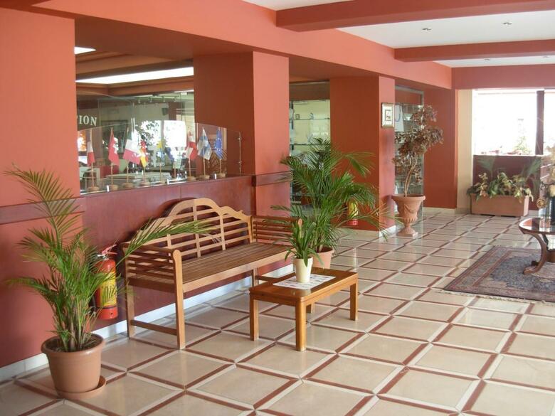 Hotel Seven Stars