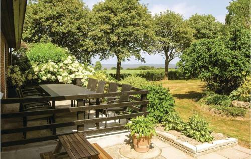 Four-bedroom Holiday Home In Humble