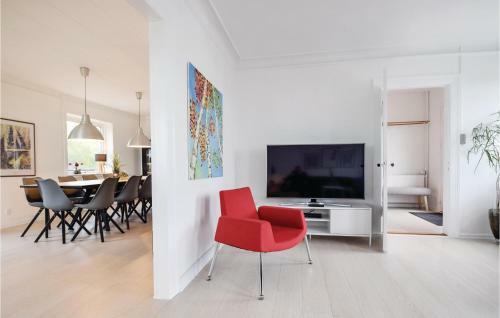 Four-bedroom Holiday Home In Humble
