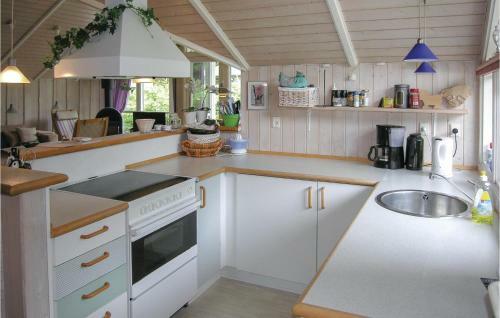 Three-bedroom Holiday Home In Humble 7