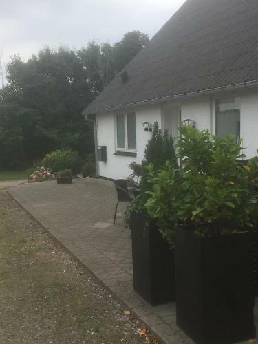 Skovlunds Bed And Breakfast