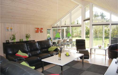 Holiday Home Rodby 24 With Hot Tub