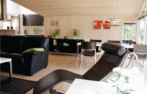 Holiday Home Rodby 24 With Hot Tub