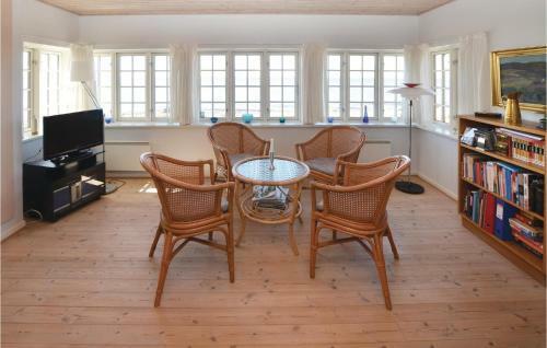 Three-bedroom Holiday Home In Martofte