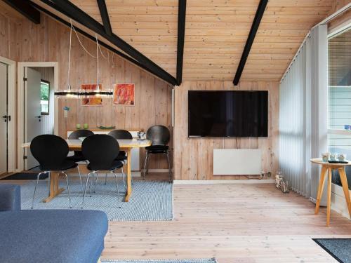 Holiday Home Oksb�l