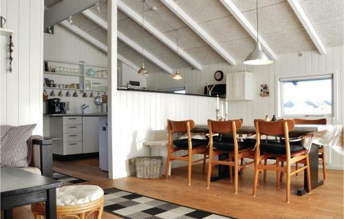 Two-bedroom Holiday Home In Ringkobing