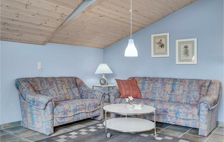 Three-bedroom Holiday Home In G�rlev 3