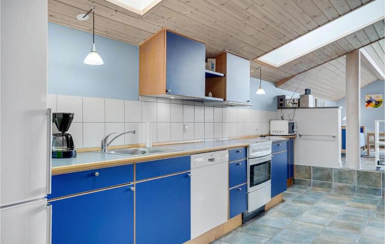 Three-bedroom Holiday Home In G�rlev 3