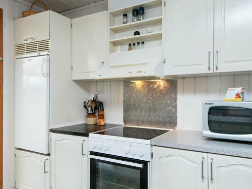 Holiday Home P�t Strandby XIV