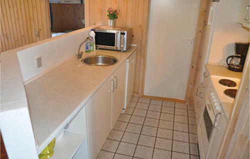 Holiday Home R�veb�k XI